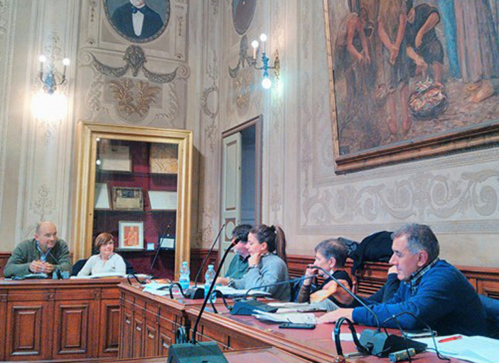 Finale Ligure Viva: "Troppi sversamenti fognari nelle acque finalesi" Finale Ligure Viva: "Troppi sversamenti fognari nelle acque finalesi"