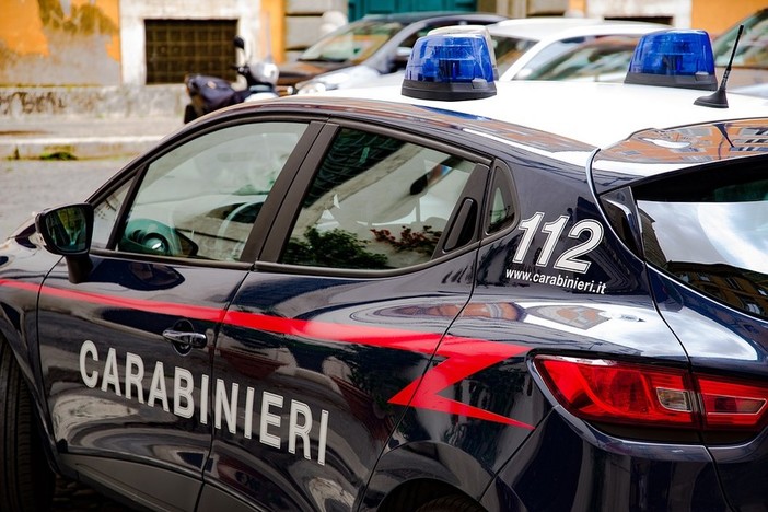 Andora, marito violento tratto in arresto dall'Arma dei carabinieri