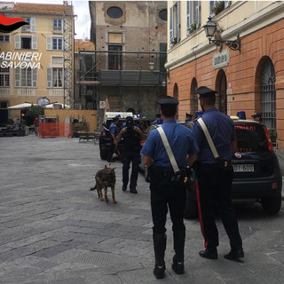 Albenga, rubano auto in viale 8 Marzo: due giovani torinesi fermati dai carabinieri