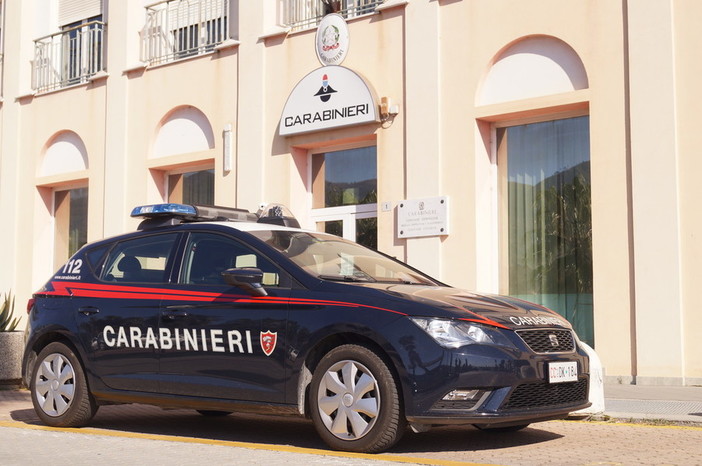 Albenga, donna rapinata in via Dalmazia: fermate due persone Albenga, donna rapinata in via Dalmazia: fermate due persone