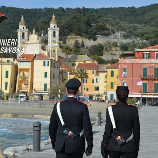 Molesta i clienti di un ristorante e aggredisce i Carabinieri: arrestato un 37enne francese Molesta i clienti di un ristorante e aggredisce i Carabinieri: arrestato un 37enne francese