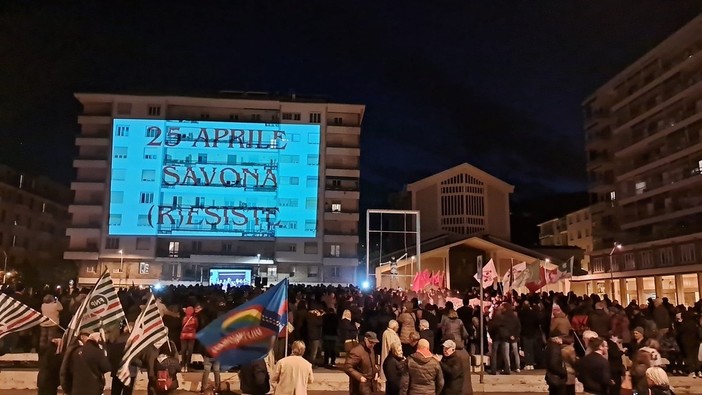 Vaccarezza con la fascia della Regione alla commemorazione della Rsi, il Comitato Antifascista: "Comportamento vile che non rappresenta le istituzioni italiane"