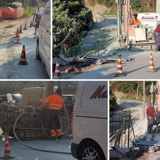 Varazze, sopralluogo del comune in via Fossello: via alle palificazioni per allargare la strada (FOTO) Varazze, sopralluogo del comune in via Fossello: via alle palificazioni per allargare la strada (FOTO)