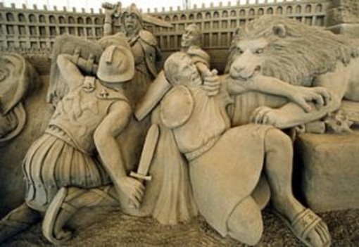 Alassio, sale l'attesa per la gara dei Castelli di Sabbia