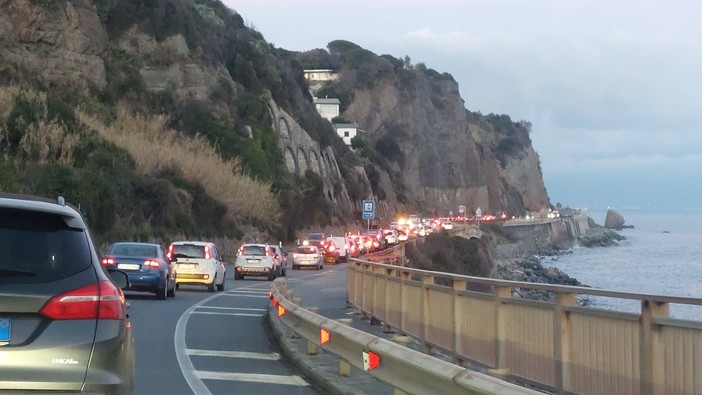 Frana sull'Aurelia a Celle, la Milano-Sanremo salva la viabilità: cantiere rimosso entro la mattina del 16 marzo Frana sull'Aurelia a Celle, la Milano-Sanremo salva la viabilità: cantiere rimosso entro la mattina del 16 marzo