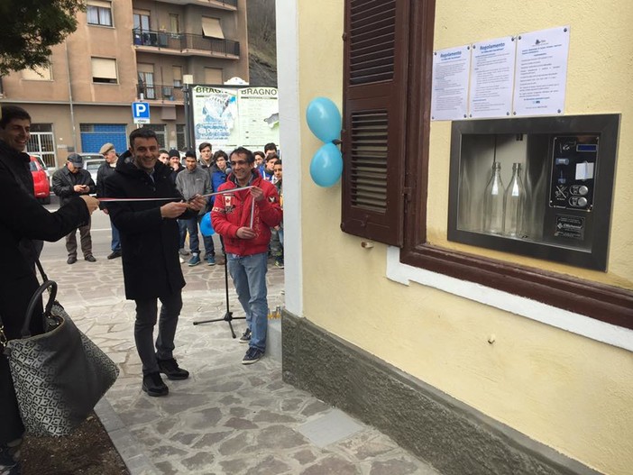 Cairo Montenotte, inaugurata la nuova casetta dell'acqua in via Colla