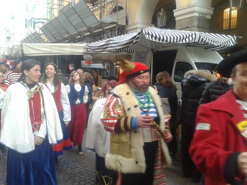 Torna il Carnevale di Savona con sua maestà Cicciolin