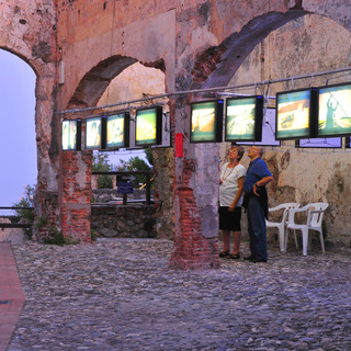 Finale Ligure: Castelfranco Off al via gli spettacoli