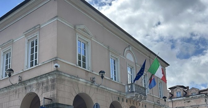 Centro migranti, "Insieme per Carcare" chiede incontro alla cooperativa: "Casa acquistata due mesi fa, avevano tempo per informare il sindaco"