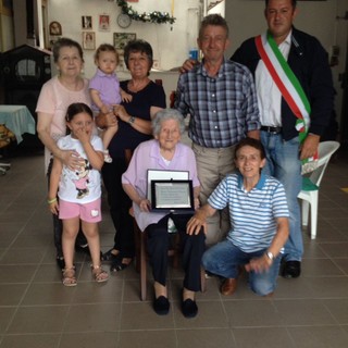 Ortovero festeggia i 100 anni di Mariangela Gazzano