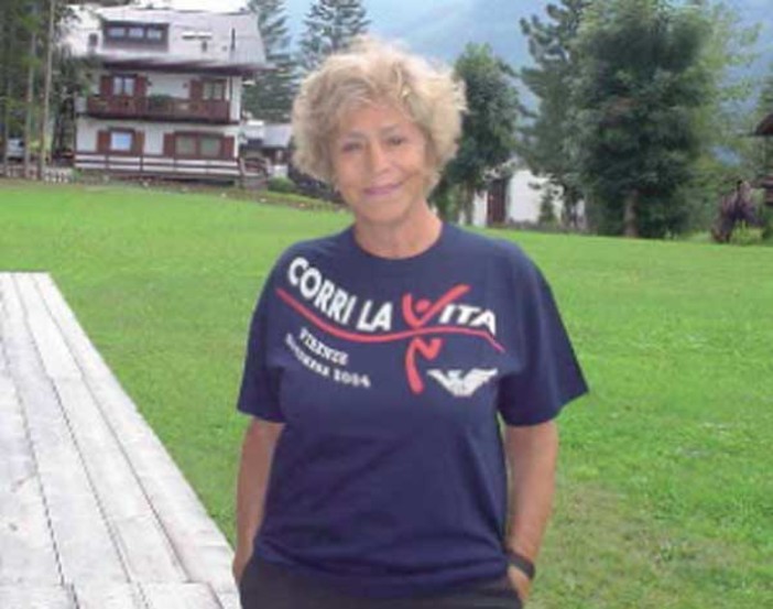 Luciana Castellina presenta a Savona il suo nuovo libro "La scoperta del mondo" Luciana Castellina presenta a Savona il suo nuovo libro "La scoperta del mondo"