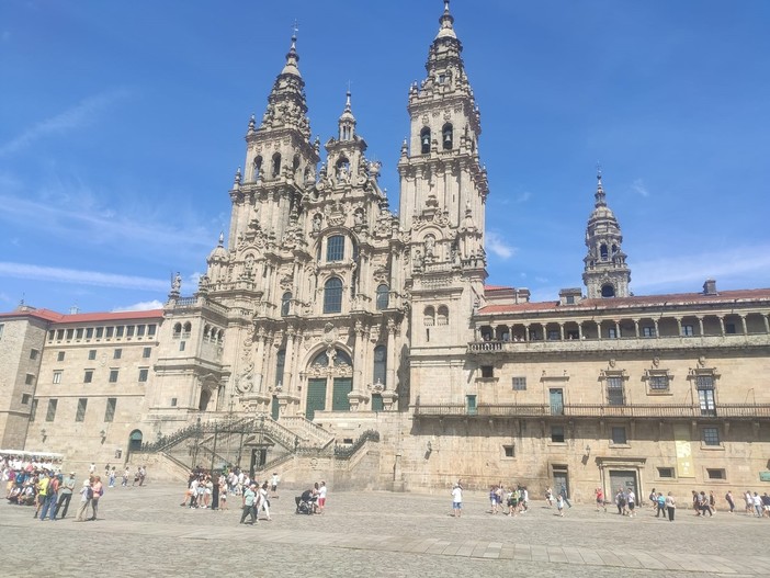 In foto la cattedrale di Santiago di Compostela