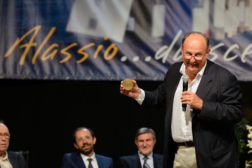 Alassio Cento Libri: per due giorni la città del Muretto  Capitale della Cultura e del Glamour