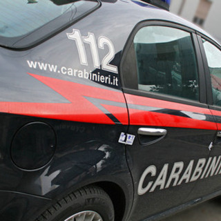 Danneggia 70 auto in un anno e mezzo: incastrato e denunciato dai carabinieri