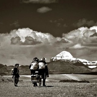 “Viaggio al Kailash, la montagna sacra del Tibet”. A cura dell’Associazione TFO