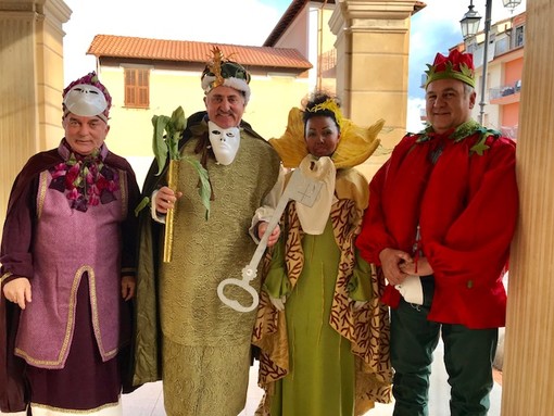 Svelato il volto di Re Carciofo del Carnevale di Albenga 2018, è Aimone Vio Svelato il volto di Re Carciofo del Carnevale di Albenga 2018, è Aimone Vio