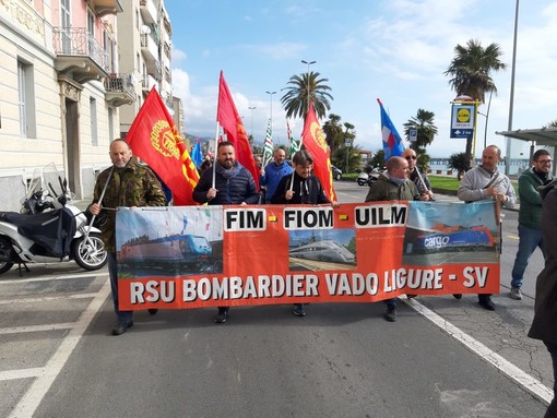 Vertenza Bombardier, sindacati e Rsu: "Proclamato lo stato di agitazione dei lavoratori" Vertenza Bombardier, sindacati e Rsu: "Proclamato lo stato di agitazione dei lavoratori"