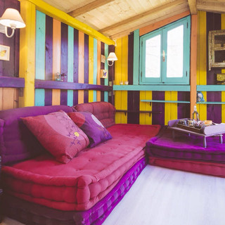 A Pontinvrea dormi in una capanna sull'albero: l'idea di Vanni Oddera