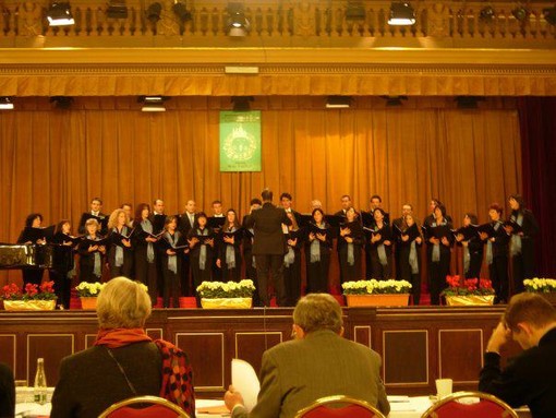 Il Coro Polifonico Città di Albisola Superiore esegue in prima mondiale "For You" Il Coro Polifonico Città di Albisola Superiore esegue in prima mondiale "For You"