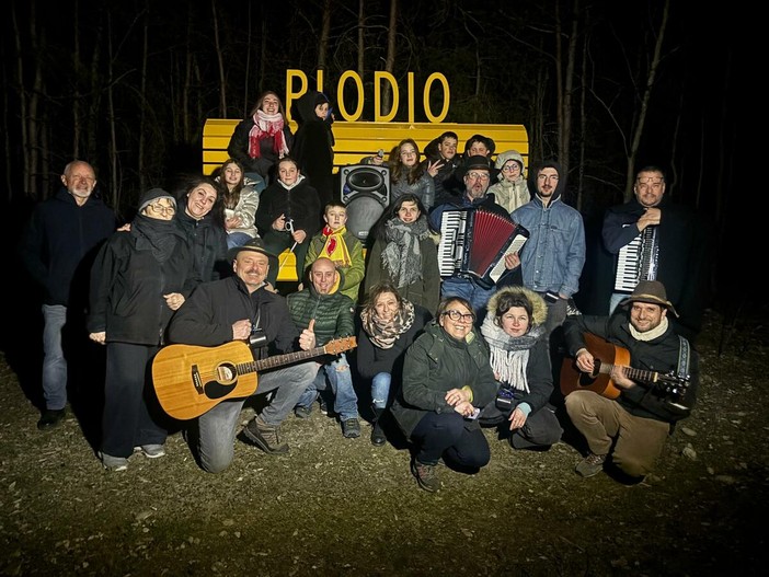 Plodio rinnova il Canto delle Uova: 2mila euro per le persone fragili Plodio rinnova il Canto delle Uova: 2mila euro per le persone fragili