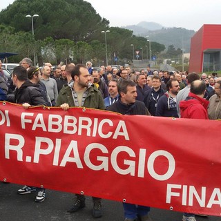 Incontro tra sindacati e Piaggio: stop alla cassa integrazione, dal 4 maggio operativi tutti i reparti Incontro tra sindacati e Piaggio: stop alla cassa integrazione, dal 4 maggio operativi tutti i reparti