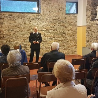 Laigueglia: i carabinieri incontrano i cittadini per parlare di truffe e furti