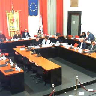 Raddoppio ferroviario, il Consiglio comunale di Albenga approva le osservazioni: tensione tra maggioranza e minoranza Raddoppio ferroviario, il Consiglio comunale di Albenga approva le osservazioni: tensione tra maggioranza e minoranza