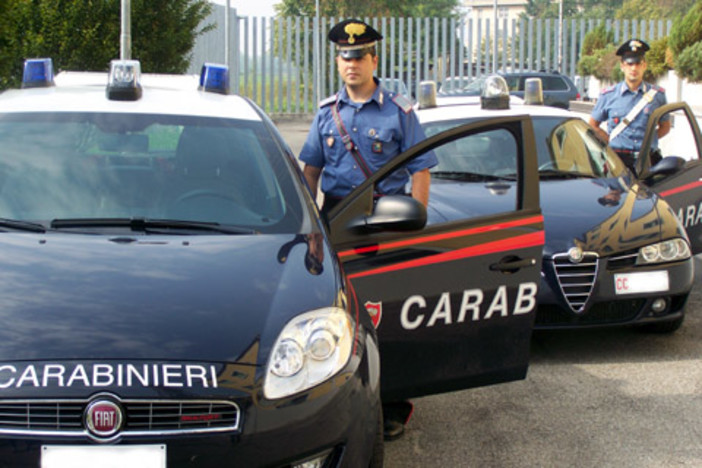 Truffa della ricarica: falso imprenditore raggira un tabaccaio di Cortemilia