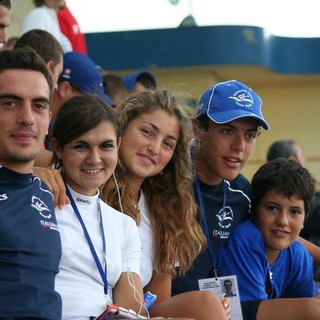 Nella foto: la prima da sinistra Francesca Capodimonte a seguire Francesca Genzo