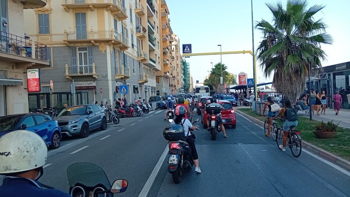 Presunte molestie sessuali in spiaggia: indagini dei carabinieri