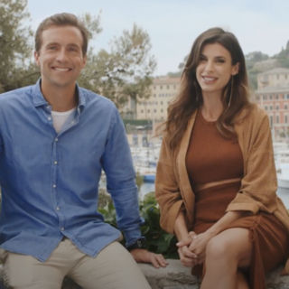 Elisabetta Canalis ancora protagonista degli spot della Liguria, ecco quello per l'autunno e l'inverno (Video)