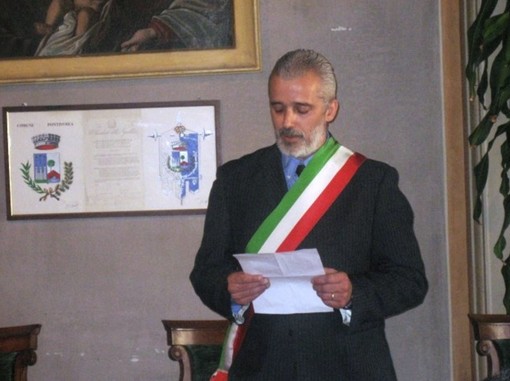 Coronavirus, dal sindaco di Pontinvrea Camiociottoli mascherine per i comuni di Urbe, Stella, Loano e Ceriale Coronavirus, dal sindaco di Pontinvrea Camiociottoli mascherine per i comuni di Urbe, Stella, Loano e Ceriale