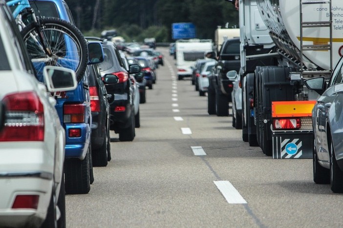 Lettera di sensibilizzazione alla Regione, da parte dell’Unione Regionale Cuochi Liguri, sui disagi creati dai cantieri sulle autostrade Lettera di sensibilizzazione alla Regione, da parte dell’Unione Regionale Cuochi Liguri, sui disagi creati dai cantieri sulle autostrade