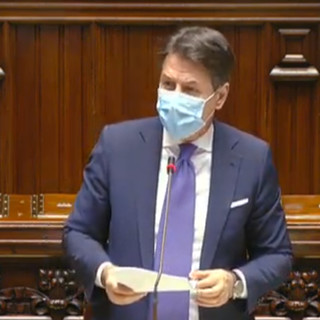 Covid, Conte alla Camera: &quot;No a lockdown generalizzato, ma nel weekend chiusi i centri commerciali, Dad totale alle Superiori e limitazioni degli spostamenti la sera&quot;