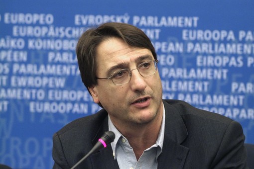 Quiliano: Claudio Fava inaugura il circolo Sel Quiliano: Claudio Fava inaugura il circolo Sel