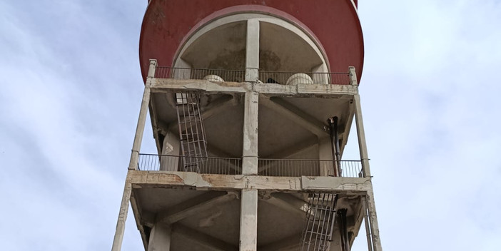 Danni alla cisterna dell'ex Turinetto ad Albenga, Forza Italia: "Mancata manutenzione crea disagi alla città"