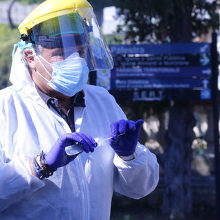 Coronavirus: calo dei positivi in Liguria (-86), ma si registra un ricovero in più in terapia intensiva