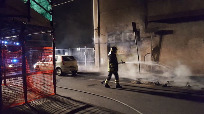 immagini offerte dal gruppo "Cittadini Stanchi" immagini offerte dal gruppo "Cittadini Stanchi"