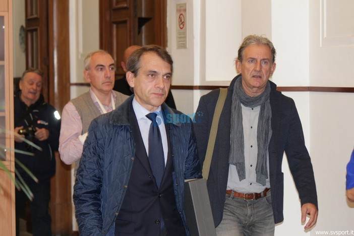 Calcio, Savona. La Terza Commissione non allontana i dubbi: "Intenzionati a pagare le nuove pendenze, ma non possiamo garantire quando. Villano e Carlo Sergi? Due fiduciari a rappresentanza di un pool di imprenditori" Calcio, Savona. La Terza Commissione non allontana i dubbi: "Intenzionati a pagare le nuove pendenze, ma non possiamo garantire quando. Villano e Carlo Sergi? Due fiduciari a rappresentanza di un pool di imprenditori"