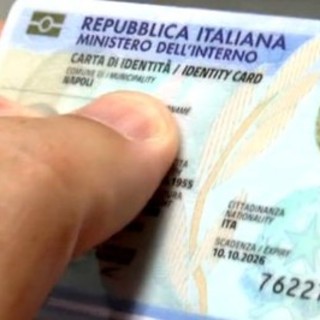 Consegna carte d'identità a Savona, consiglieri Orsi e Giaccardi: "Necessario implementare il personale per ridurre i tempi d'attesa"
