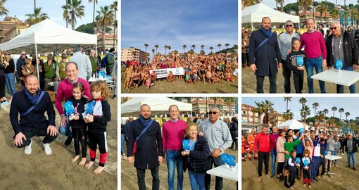 Ad Andora il 2024 inizia con il Cimento: dai 3 agli 80 anni, in 124 per il primo bagno dell’anno Ad Andora il 2024 inizia con il Cimento: dai 3 agli 80 anni, in 124 per il primo bagno dell’anno