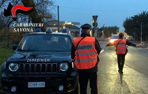 Ai domiciliari, passeggia nel centro di Vado: arrestato dai carabinieri per evasione Ai domiciliari, passeggia nel centro di Vado: arrestato dai carabinieri per evasione