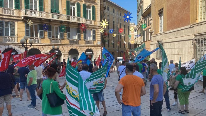 Sciopero nazionale vigilanza privata, in Liguria Filcams Cgil, Fisascat Cisl e Uiltucs si mobilitano: “Contratto scaduto da 7 anni”