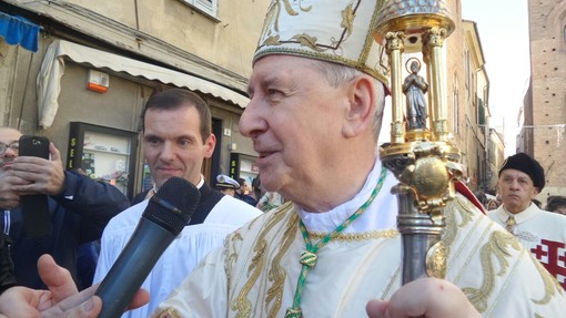 Il Vescovo Olivieri celebra il 50° anniversario della sua ordinazione sacerdotale