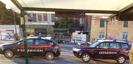 Notte di controlli ad Albenga, ispezionate case e strutture abbandonate: tre stranieri in manette