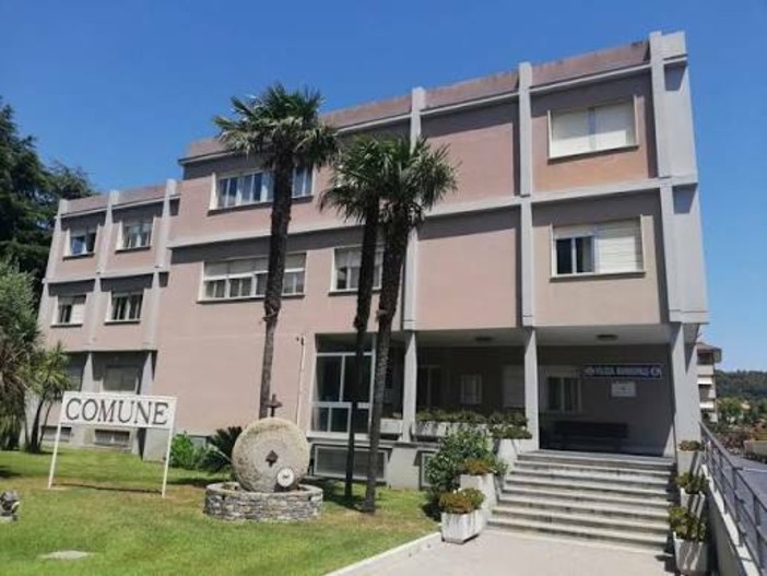 Andora, assegni di merito per gli studenti di medie e superiori: domande entro il 12 novembre Andora, assegni di merito per gli studenti di medie e superiori: domande entro il 12 novembre