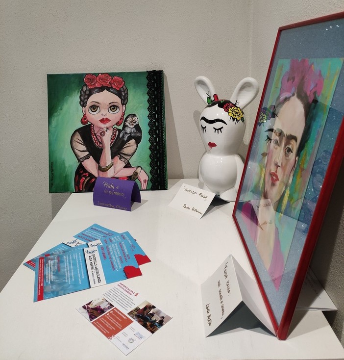 Albissola, inaugurata la mostra benefica "Cercando Frida" (FOTO) Albissola, inaugurata la mostra benefica "Cercando Frida" (FOTO)