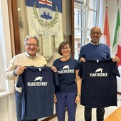 Carcare firma il protocollo d'intesa con Plastic Free (FOTO) Carcare firma il protocollo d'intesa con Plastic Free (FOTO)