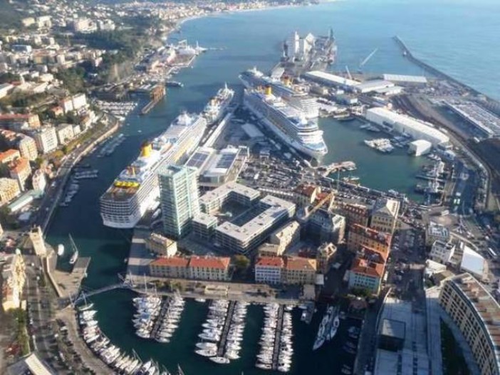 Infortunio sul lavoro al Porto di Savona: operaio grave al Santa Corona
