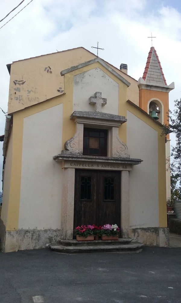 Torna la Festa di Sant'Antonio Abate a "U Munte de Pia" (il Monte di Finalpia) Torna la Festa di Sant'Antonio Abate a "U Munte de Pia" (il Monte di Finalpia)